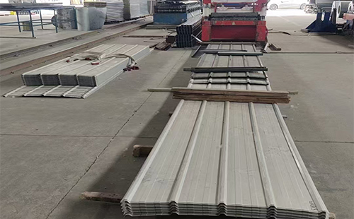 杂多彩钢岩棉板多少钱一平米？今日价格组成全解析