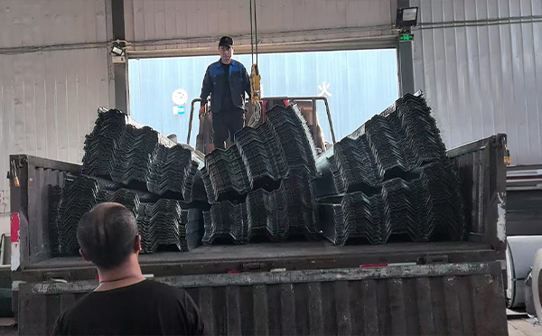 杂多楼承板及装配式建材新应用：十全彩钢厂多品类协同能力获项目验证